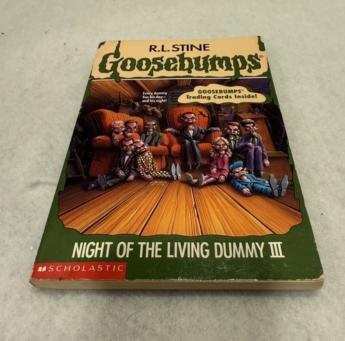 TRUE 1st Print Goosebumps #40 Night of The Living Dummy III R.L. Stine W/ Insert - Picture 2 of 12