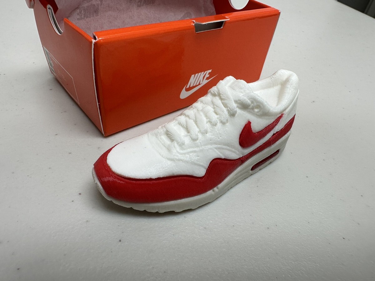 【レア・美品】 NIKE AIR MAX 1 G 26cm ナイキ 赤 白 Nike Air Max 1 3.26 Plastic Miniature Shoe Promo Item For Air Max