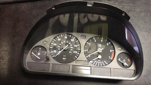 8375671 BMW 5 E39 Diesel Tacho Kombiinstrument