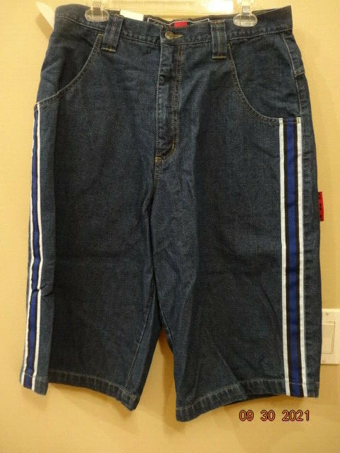 Vintage NWT B One Soul Skater Shorts 90 s Long Denim Shorts. Waist 34