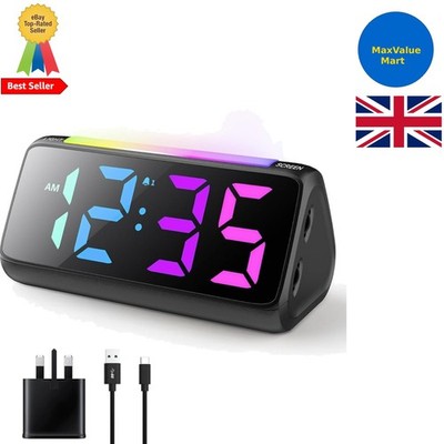 Elegante RGB-Digitaluhr für Schlafzimmer: leicht ablesbar & volle Helligkeitssteuerung