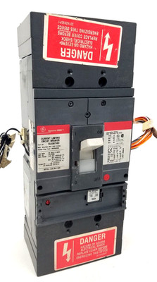 SGLA36AT0400 GE 350A Circuit Breaker w/ SAST1 Trip SAUXGAB2 Aux SRPG400A350 Plug