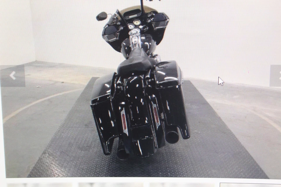 Harley Davidson Street Road Glide 2008 mercado de accesorios guardabarros trasero aspecto CVO RG46 Foto 2 de 4