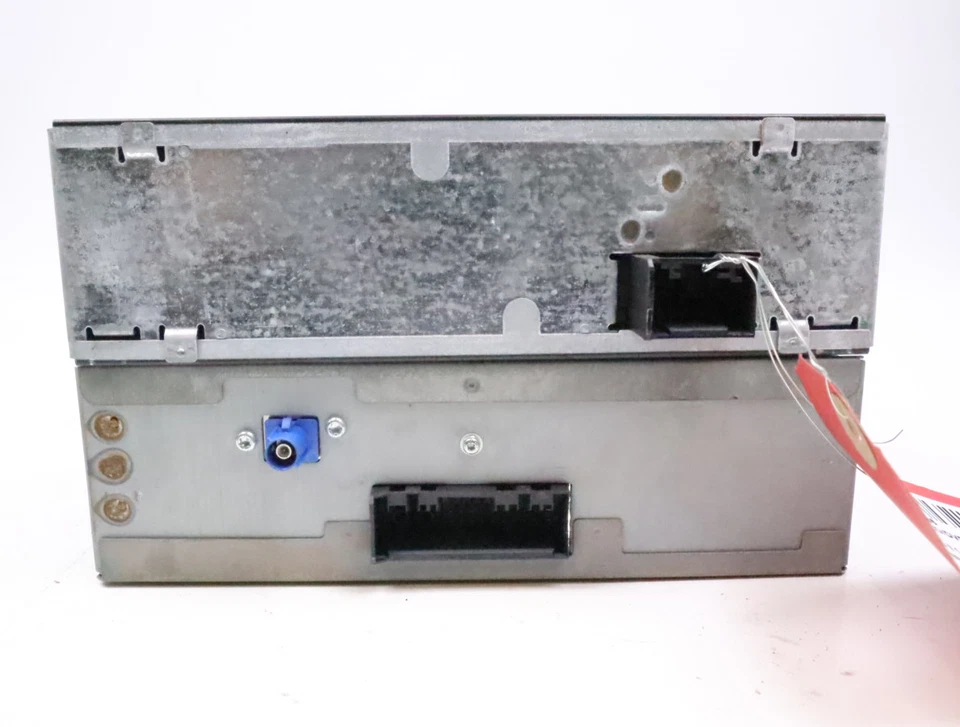 Lecteur CD/DVD GPS occasion SAAB 9-3 II Phase 1 SPORT HATCH - 1.9 TID 150ch - - Immagine 4 di 4