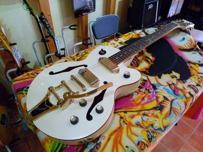 ギター Epiphone Wildkat e Pearl White 2015 Epiphone Wildkat Royale Pearl White | eBay