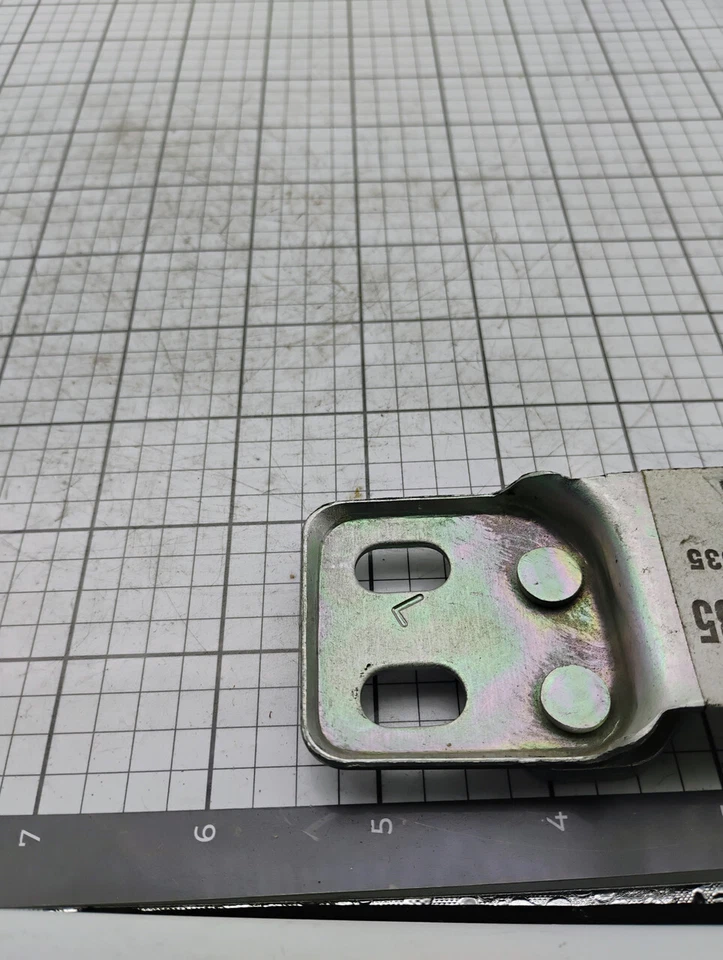 Ударная пластина защелки двери Chevrolet GMC Truck 1957-59 GM 3753185 LH новая из старых запасов сделано в - Изображение 4 из 4