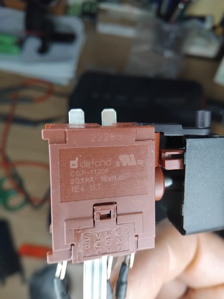 Interruptor disparador Defond, Para taladros Bosch GSB-18-2-LI
