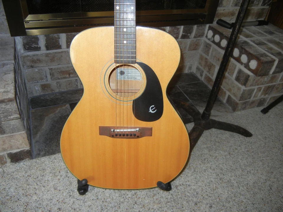 Ephiphone FT-120 acoustic vintage guitar, Excellent, Serial 653862 - Image 2 of 4