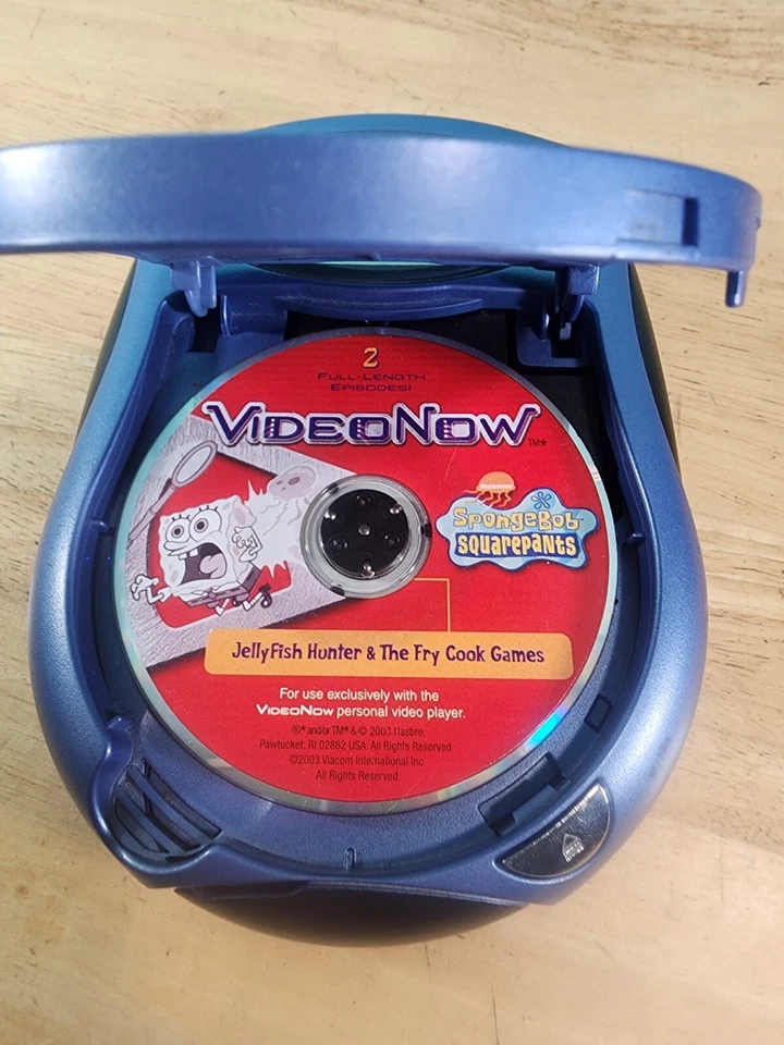 Reproductor de video personal Hasbro vintage 2003 Video Now AZUL RETRO PORTÁTIL JUEGO DE TV Foto 3 de 4