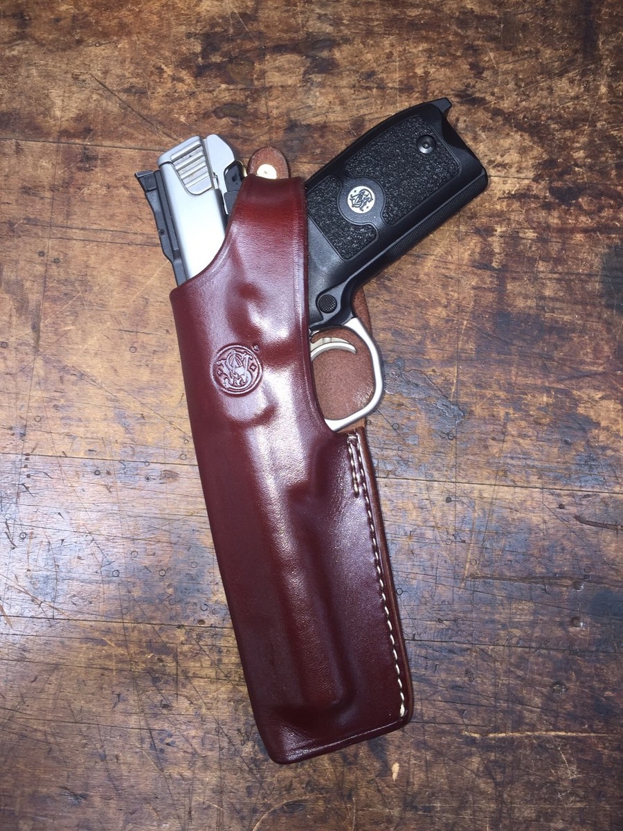 Smith & Wesson LEFT HAND Model 41, S&W Victory SW22 5.5