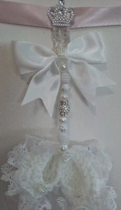 Pram charms*new*all white Unisex booties charm hand knitted With Bead With Crown