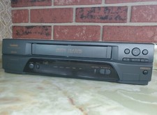 Vtg Symphonic VCR Video Cassette SL2920 VHS HQ  AV / ANTENNA Preowned NO REMOTE