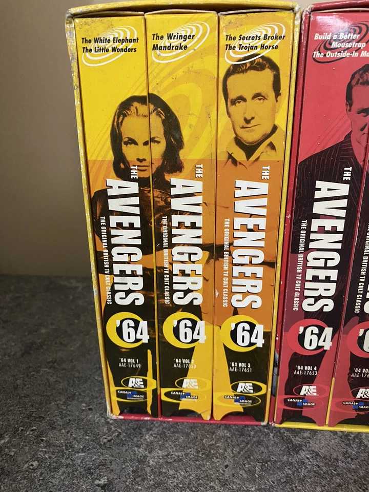 The Avengers VHS 1964 & 1966- The Original British Tv Cult Classics Set Of 3 Foto 2 de 4