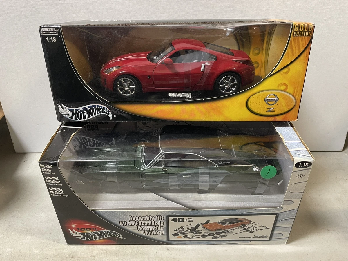 Hot Wheels 1:18 Scale 1969 Dodge Charger & Nissan Z Red Lot (x2