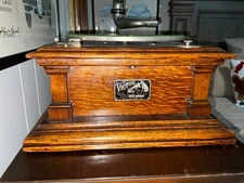 victor v phonograph with brass and black horn