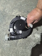 Lennox 93W13 Inducer Draft Inducer Blower 702113118 Assembly 73W44,103618-03