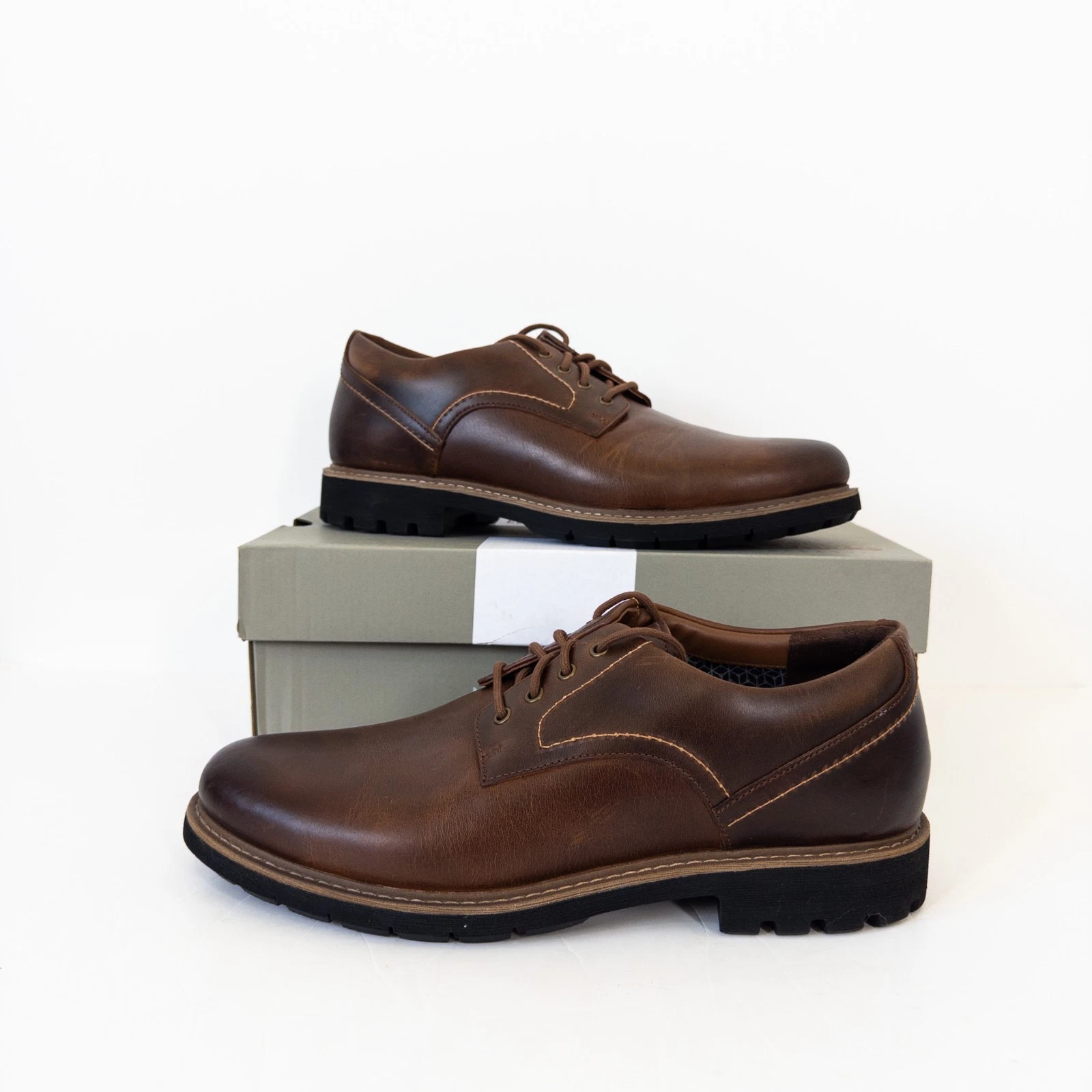 Scarpe stringate Clarks Batcombe Hall UK 11 G fit pelle marrone derby casual NUOVE