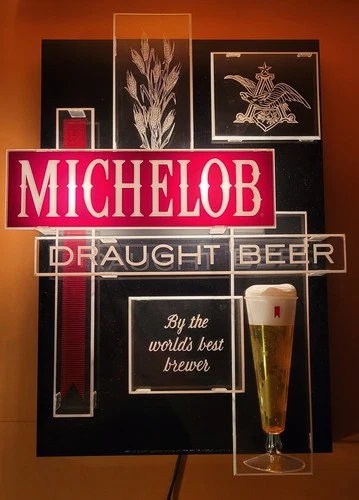 Vintage 1970's MICHELOB Beer LARGE Acrylic 3-D BAR LIGHT Lamp Display Sign NICE!