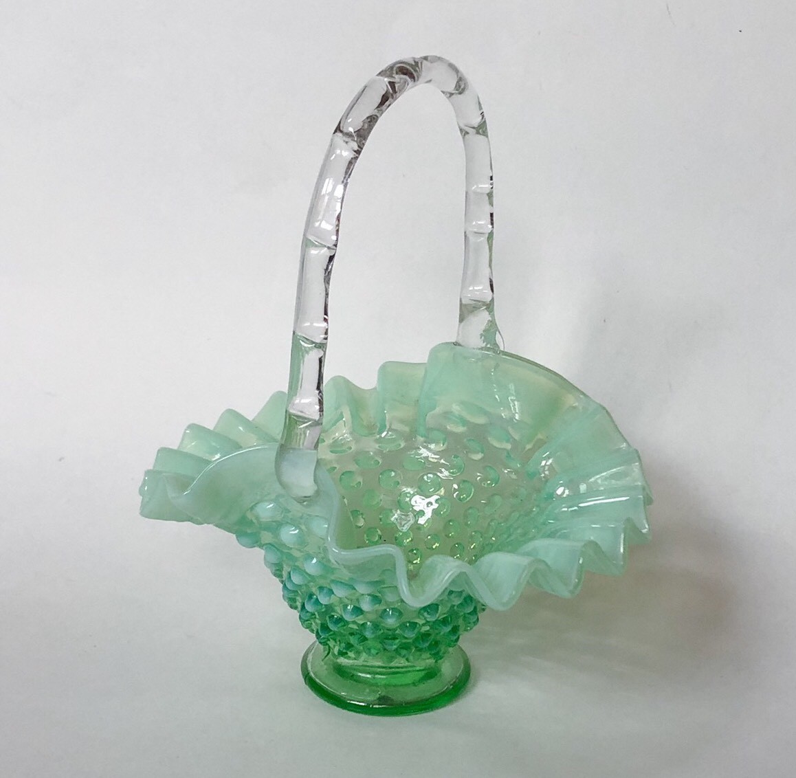 フェントン アンティークantique エメラルドグリーンバスケット アメリカ Vtg Green Ruffled Basket Fenton Art Glass Lime Opalescent