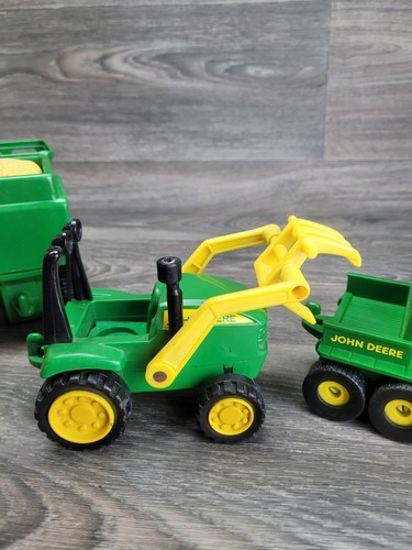 John Deere RC2/learning Curve Toy Tractors. Set Of 3. - Picture 9 of 20