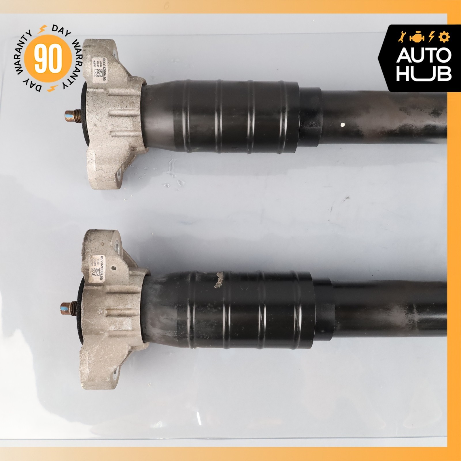 Maserati Ghibli Shock Strut Absorber Rear Left And Right Set 670008900 OEM