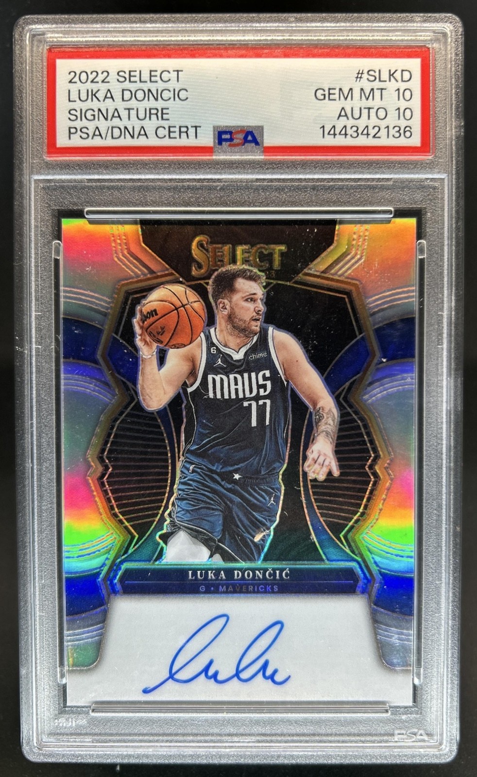 2022-23 Panini Select Luka Doncic Signatures Auto #/99 Mavericks PSA 10 POP 1