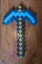 Minecraft Transforming Diamond Sword/Pickaxe Toy Weapon Eye Diamond