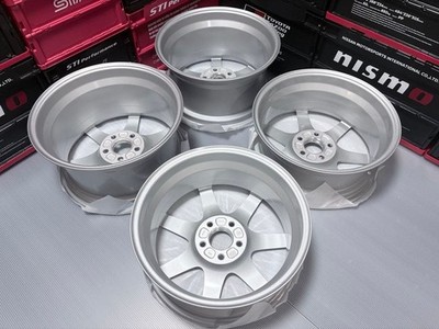 ACURA NSX-R Type R Genuine Silver Wheels F17x7JJ +55 / R17x9JJ +55