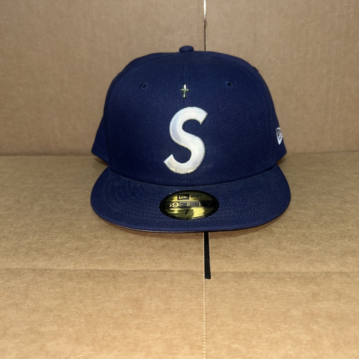 Supreme Era Fitted Hat Gold Cross S Logo Navy Unisex 59.6 cm 7 1/2