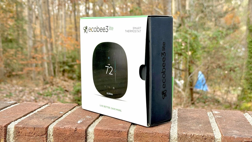 ecobee3 lite Smart Thermostat - Black (EB-STATE3LT-02) Open Box (No Trim Plate) - Image 3 of 4
