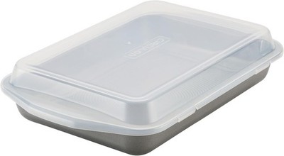 Circulon Nonstick 9'' x 13'' Rectangular Gray Cake Pan with Plastic Lid #57968