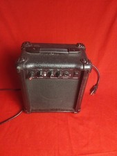 Belcat Small Guitar Amplifier G-10 - Portable...