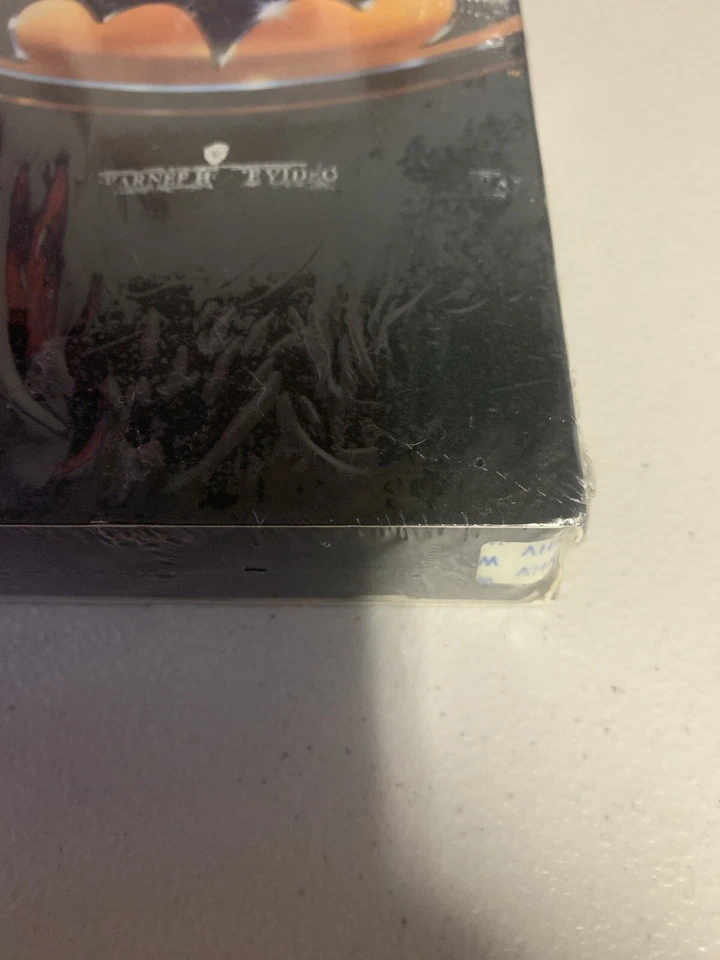 Batman 1989 VHS Michael Keaton Joker Sealed New Grading Watermark DC Comics - Image 4 of 4