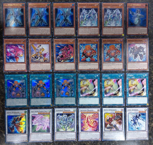 yugioh 5ds starter deck stardust dragon Amazon.com: YuGiOh 5D's 2008 Starter Deck English 