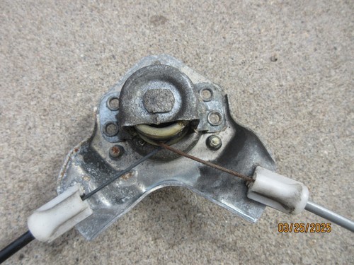 Geo Tracker 2 door right manual window regulator (USA passenger's side). - Picture 5 of 8