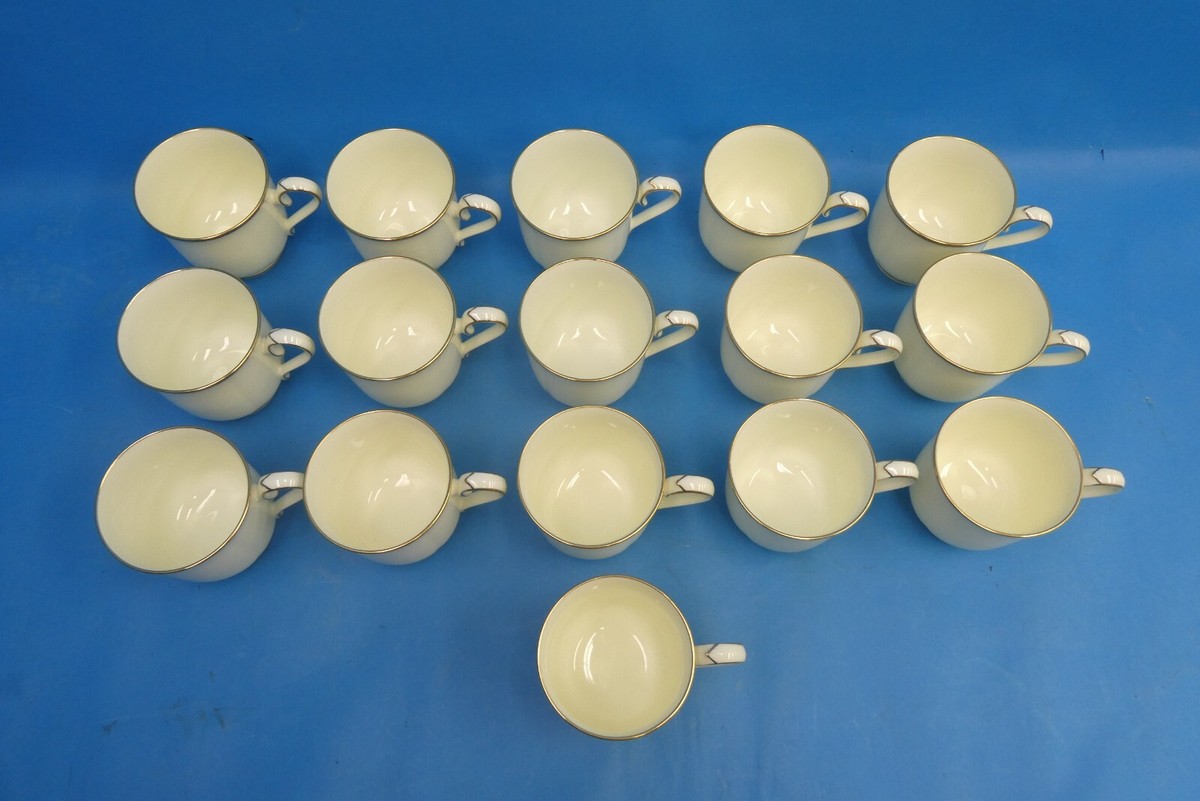 Set of Vintage White Gold Rim Noritake Bone China Japan 9726 Troy
