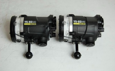 SEA＆SEA YS-D3 MK2 Underwater Strobe Set Of 2 Diving Fast Shipping 