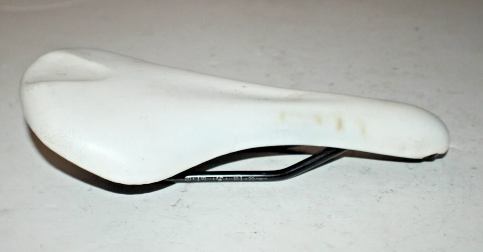 Sillín de bicicleta de carretera Bontrager Touring 270/140 mm blanco MTB grava ¡Envío rápido a EE. UU.!! Foto 3 de 4