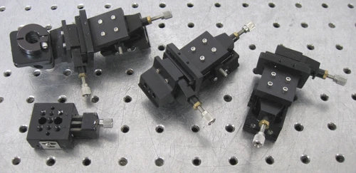 C199066 Lot 7 Thorlabs Mini Translation Stages w/ New Focus 9882 Mirror Mount