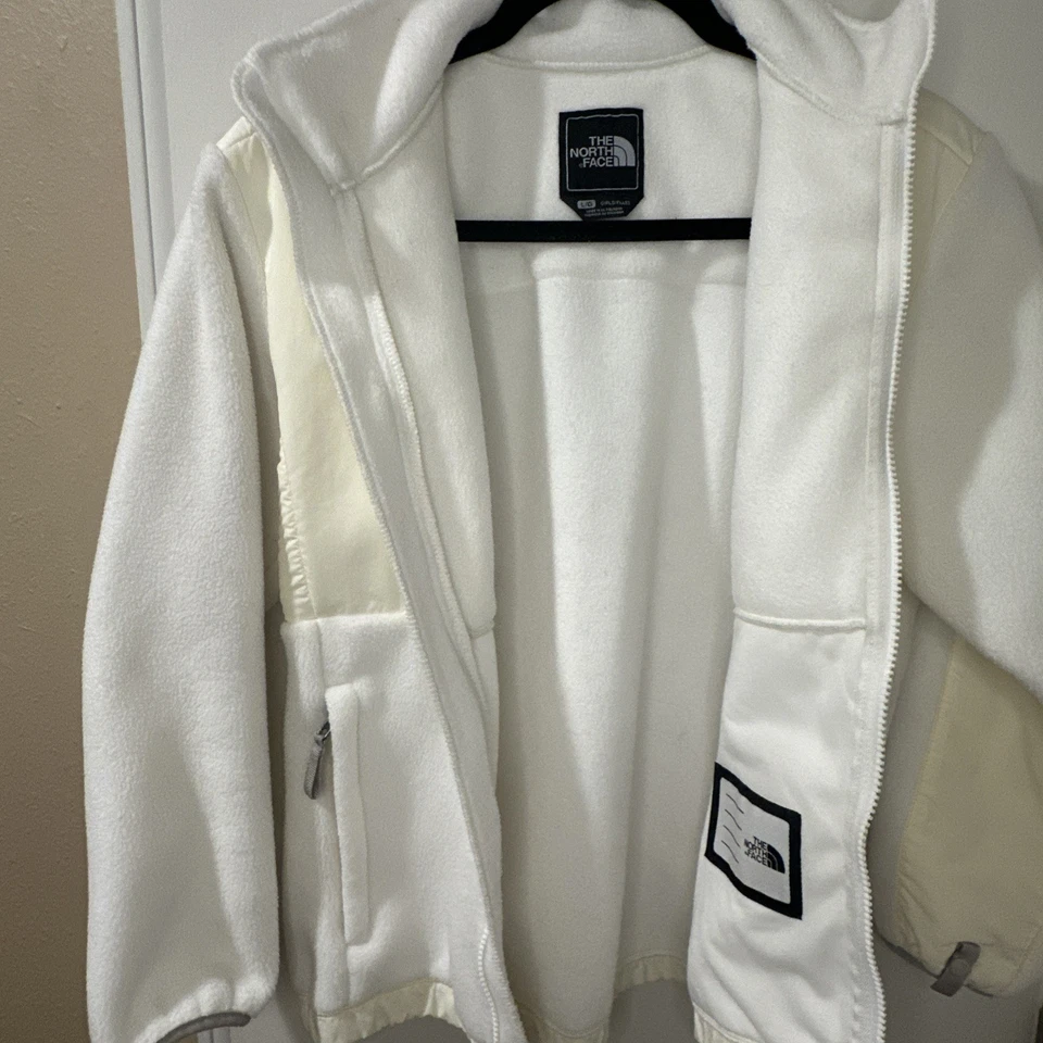 The North Face Denali Jacket, Girls Large, White And Cream, NWOT - Image 3 of 4