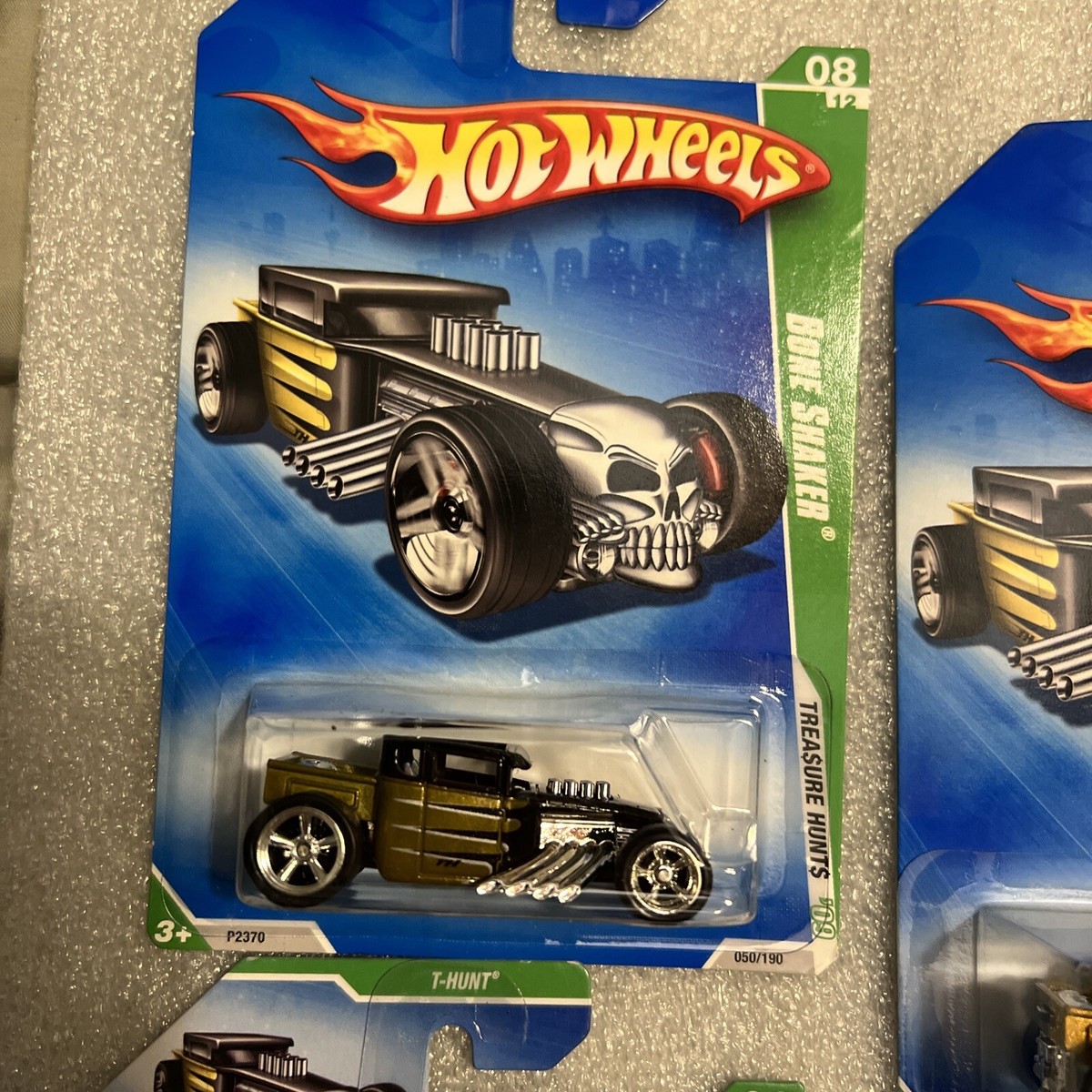 2009 HOT WHEELS SUPER TREASURE HUNT BONE SHAKER +(3) MoreReg.2/Int