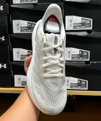 Size 10.5 - Under Armour HOVR Infinite Pro Breeze - White  display picture 3