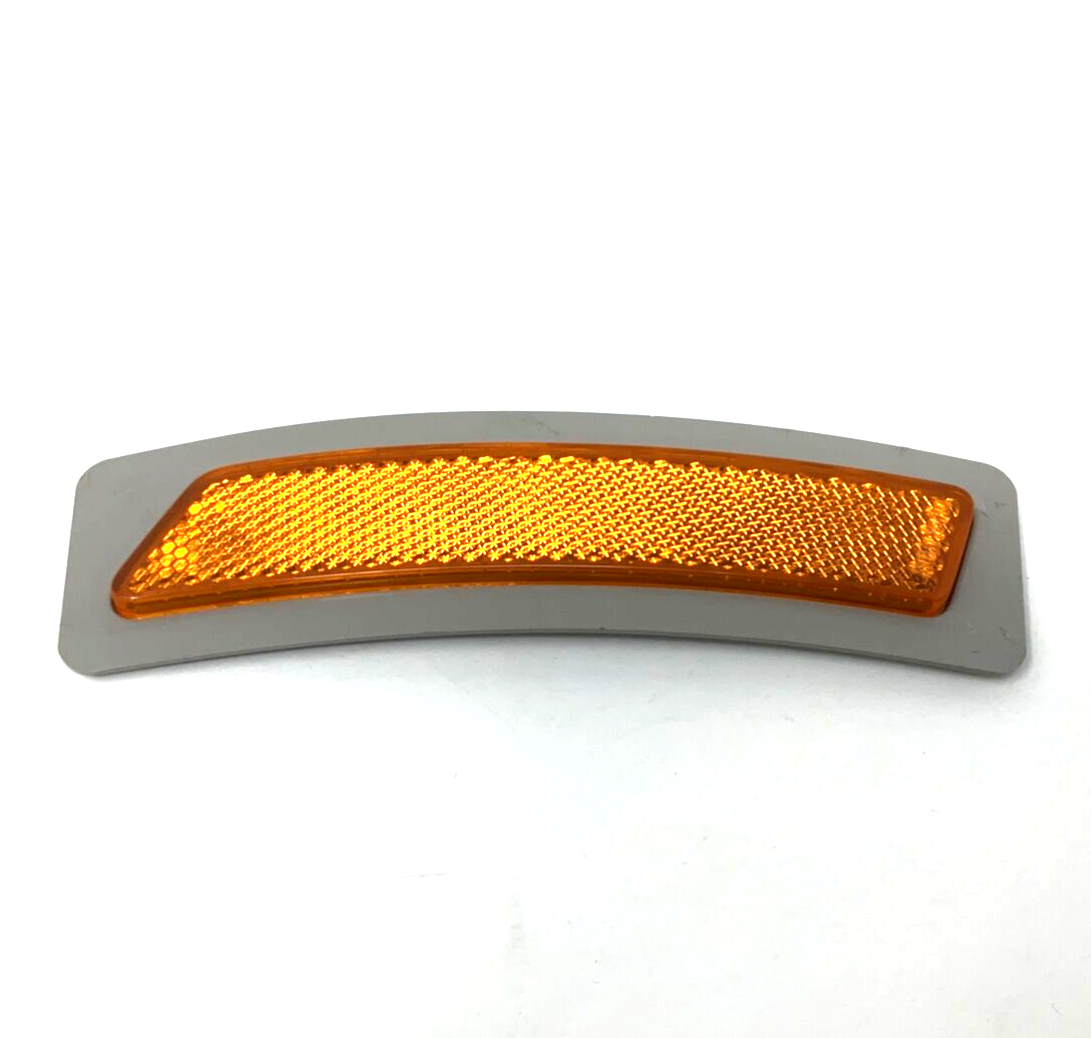 BMW F30 3 Series Right Hand Side Reflector Signals Marker 7847206