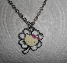 HELLO KITTY FOUR LEAF CLOVER NECKLACE