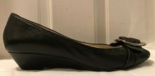 Nine West Maibu Black Leather Peep Toes Wedge Women's Pump w Gold Buckle Size 8