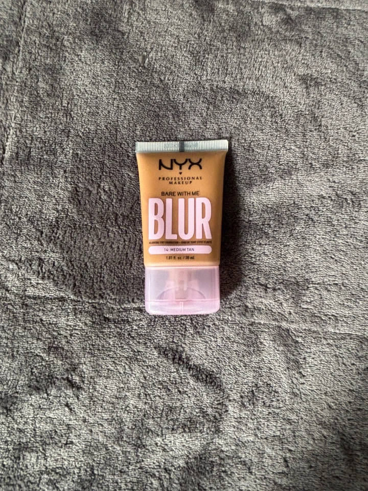 NYX PROFESSIONAL MAKEUP Bare With Me Blur Skin Tint Foundation - Medium Tan - Image 2 of 4