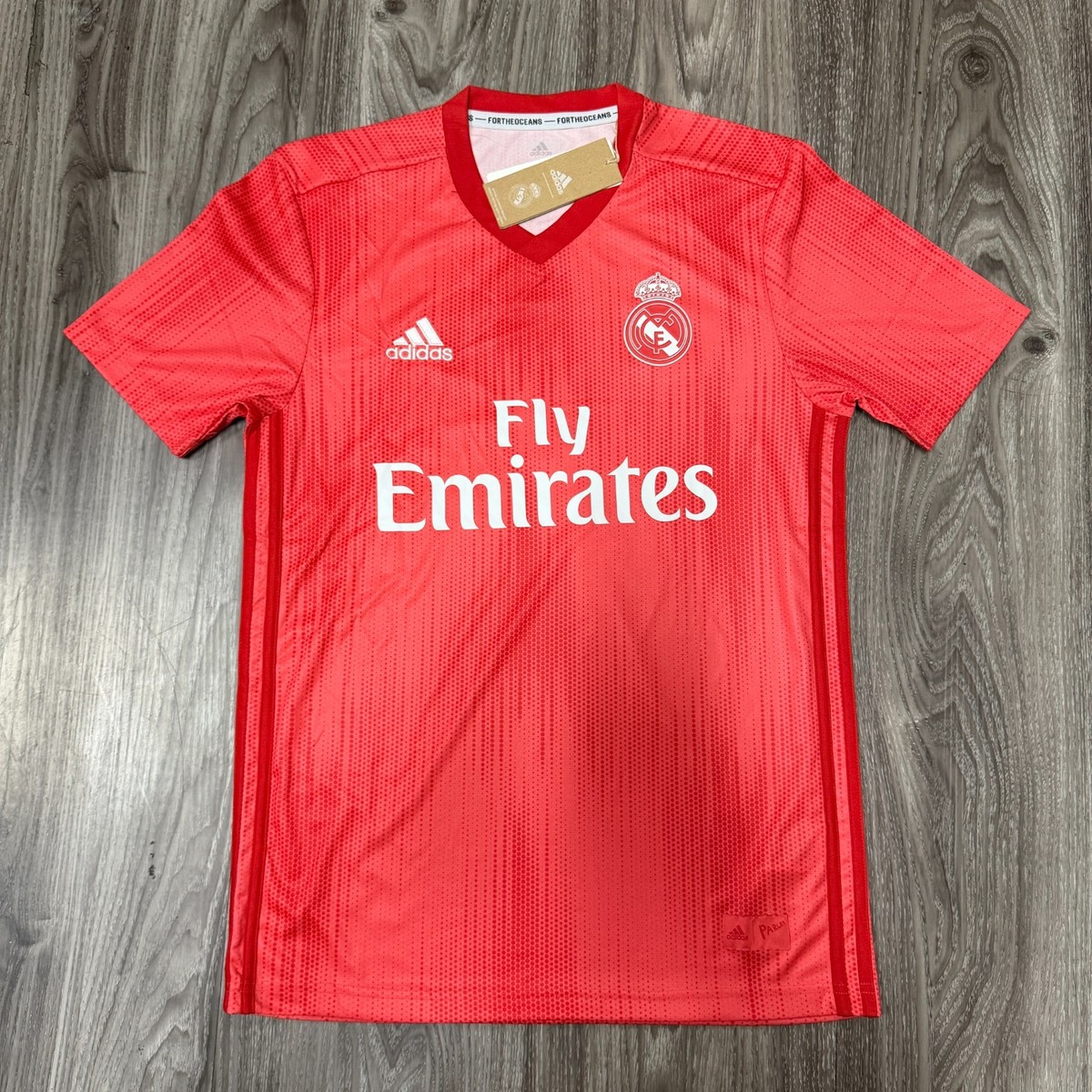 ADIDAS MODRIC #10 REAL MADRID 18/19 THIRD JERSEY MEDIUM ONLY