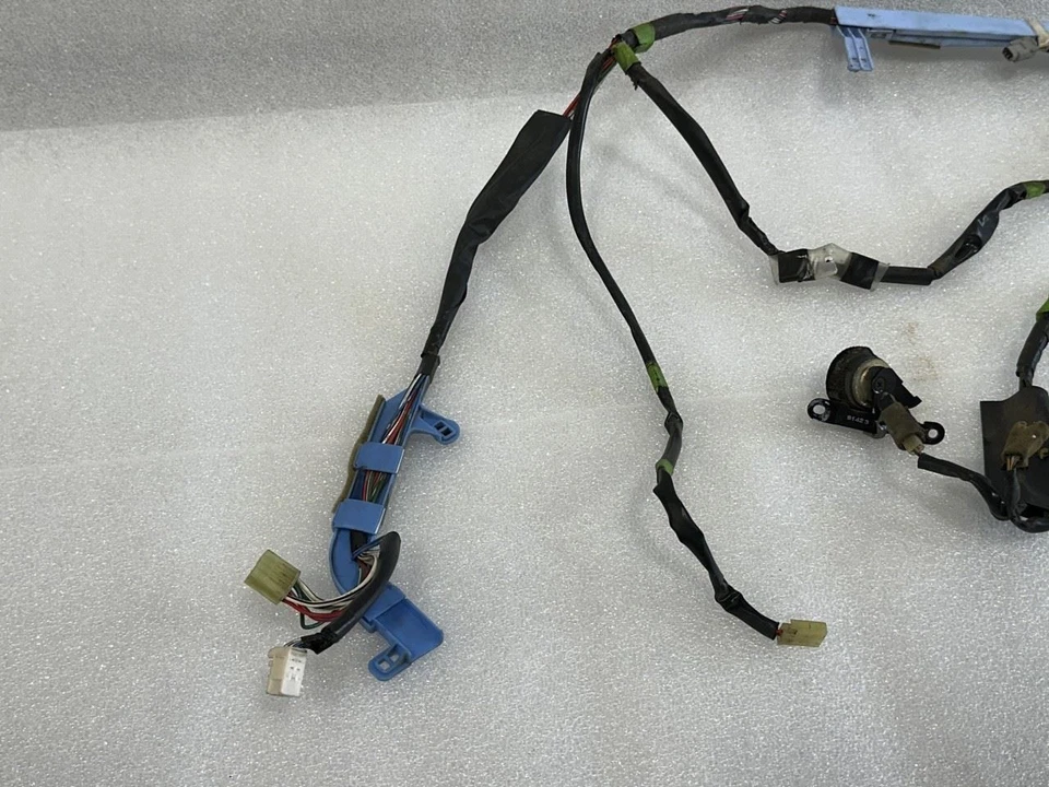 1990 1991 1992 1993 TOYOTA CELICA DRIVER DOOR WIRING HARNESS 82152-2B090 - Image 3 of 4