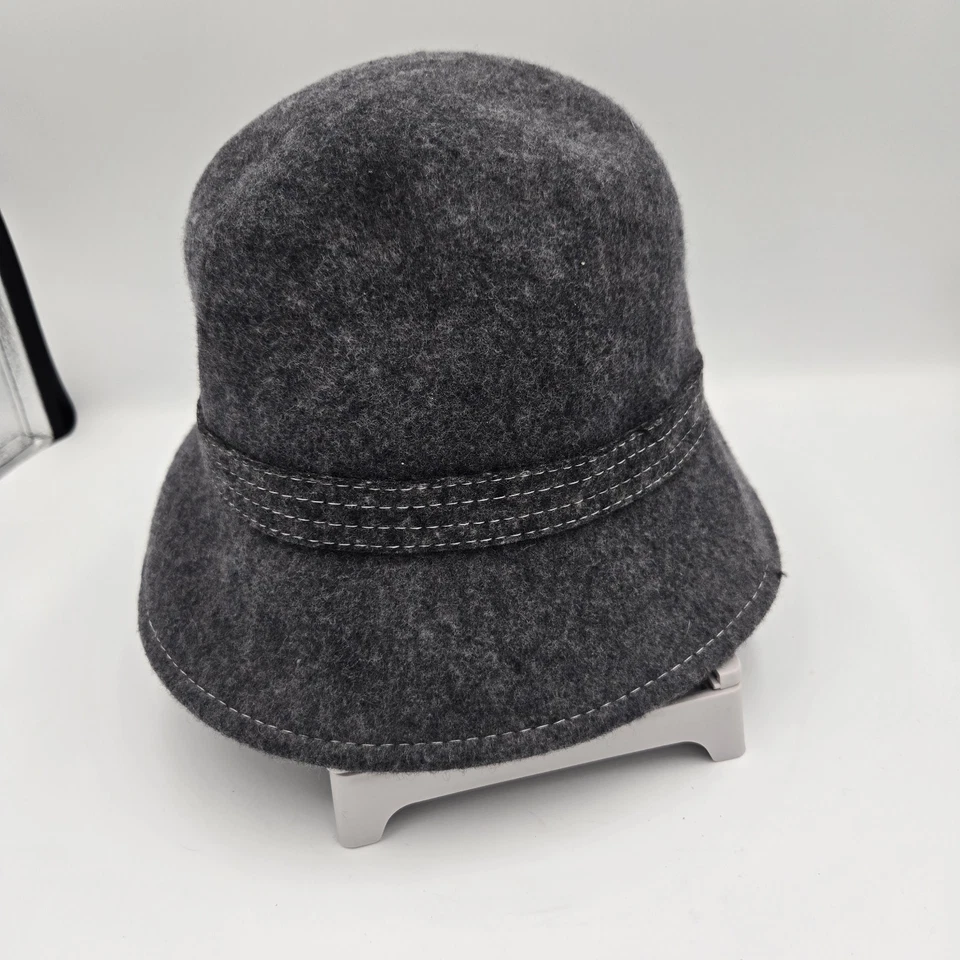 Sombrero Cloche de Lana Gris Carbón Para Mujer Acento de Pluma Vintage Moda Talla Única Foto 4 de 4