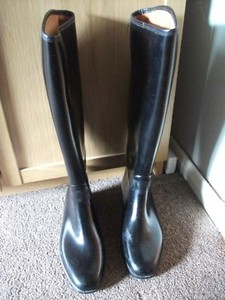 long riding boots size 5